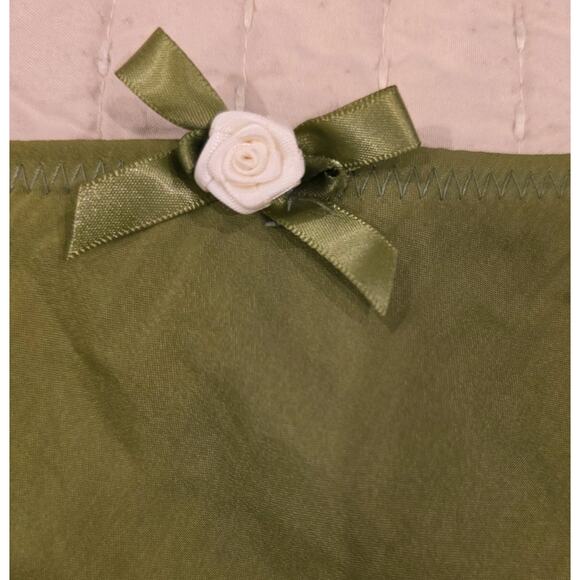 Urban Outfitters Out From Under Green Juliette Lace Trim Mini Skirt Small NWT - Picture 9 of 9